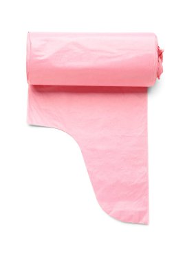 Beyaz arkaplanda izole edilmiş pembe çöp torbası.