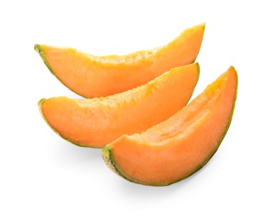 Beyaz zemin üzerine lezzetli Olgun kavun dilimleri