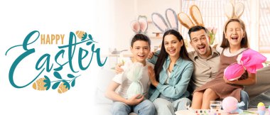 Evde mutlu bir aileyle Paskalya bayrağını selamlıyorum.