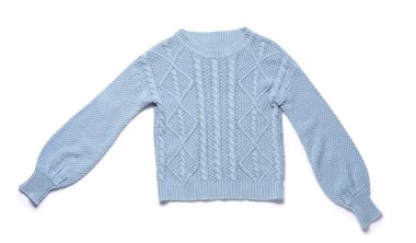 beyaz arka planda izole şık kazak