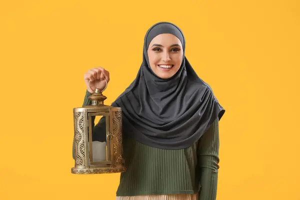 Young Muslim Woman Lantern Yellow Background Islamic New Year Celebration — Stock Photo, Image