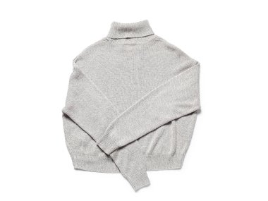 beyaz arka planda izole şık kazak