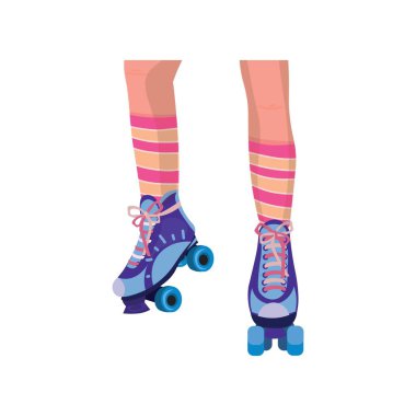 Beyaz arka planda paten yapan genç kadınların bacakları.