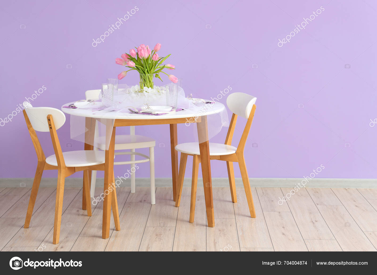 Dining Table Setting Tulip Flowers Served International Women's Day ...