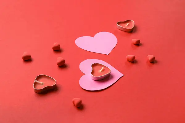 Composizione Con Candele Cuori Carta Arredamento Celebrazione San Valentino Sfondo — Foto Stock