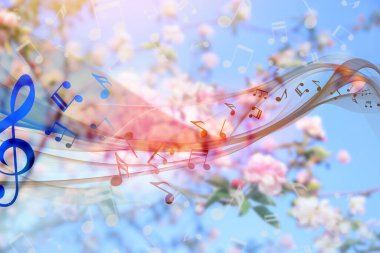 Uçan notalar ve çiçek açan ağaçlar