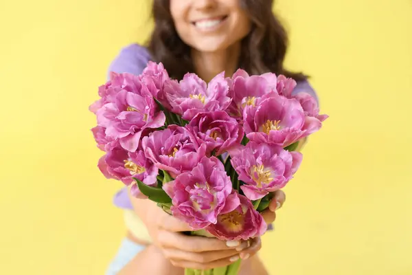 Young Woman Tulips Yellow Background Closeup — Stock Photo, Image