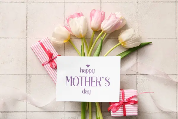 Card Text Happy Mother Day Gift Boxes Tulip Flowers Light — Stock Photo, Image