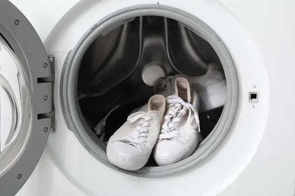 Open Washing Machine Sneakers Closeup — Stock Photo, Image