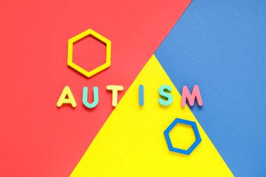 Kelime AUTISM ve çocuk oyuncakları