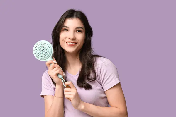 Beautiful Young Woman Blue Hair Brush Lilac Background — Stock Photo, Image