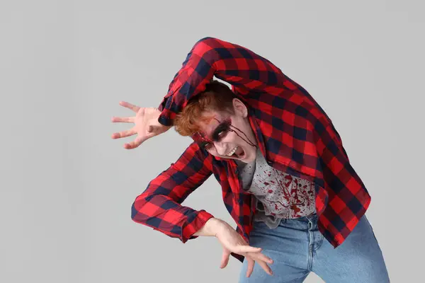 Děsivý Zombie Muž Šedém Pozadí — Stock fotografie