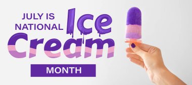 Dondurma ayının afişi, elinde lezzetli buzlu şekerle.