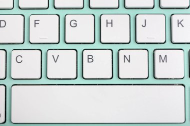 Modern Cyan bilgisayar klavyesi, yakın plan