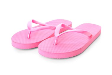 Beyaz arka planda pembe kadın terlikleri