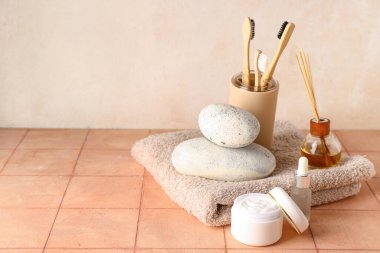 Renk kiremit tablosunda spa aksesuarları