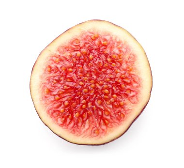 Beyaz arka plan üzerinde taze olgun incir yarısı