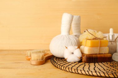 Ahşap arka plan Spa kompozisyonu