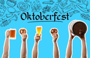 Sözcüklü kart OKTOBERFEST ve bira ve kraker tutan eller