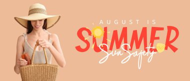 Yaz Güneşi Güvenliği Ayı için pankart. Plaj çantası ve güneş kremi olan genç bir kadınla.