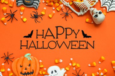 Lezzetli mısır, ürkütücü dekor ve kurabiyelerle Mutlu Cadılar Bayramı afişi.