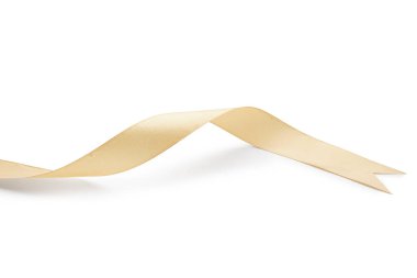 Beyaz arkaplanda saten kurdele izole edildi, yakın plan