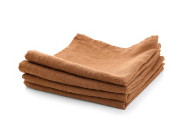 Beyaz arkaplanda pamuk peçeteler