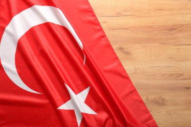 Ahşap arka plan Türkiye'nin ulusal bayrağını