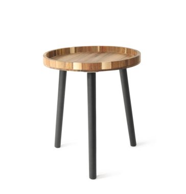 Beyaz arka planda ahşap sehpa