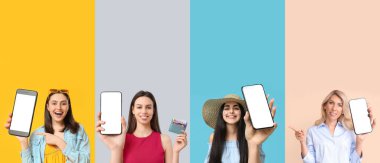 Renk arkaplanında boş ekranlı cep telefonu tutan kadınların kolajı