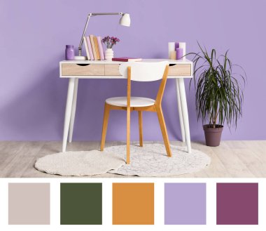 Odada Violet Duvarı 'nın yanında rahat bir iş yeri var. Farklı renk desenleri