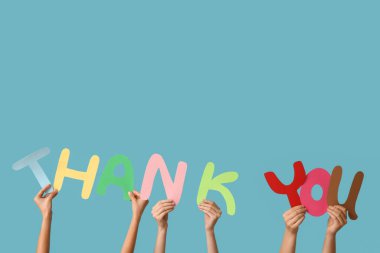 Mavi arkaplandaki kağıttan yapıldığınız için teşekkür ederim.