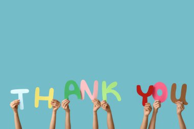 Mavi arkaplandaki kağıttan yapıldığınız için teşekkür ederim.