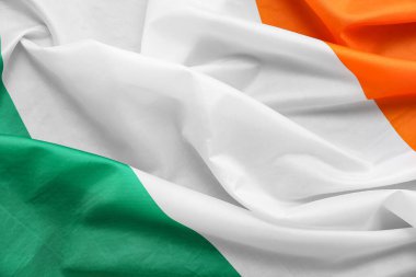 Arkaplan olarak İrlanda bayrağı, yakın plan