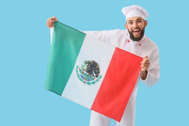 Mavi arka planda Meksika bayrağı olan erkek aşçı