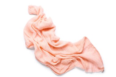 Beyaz arkaplanda izole edilmiş pembe peçete