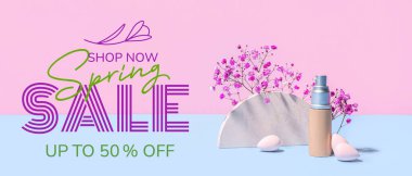 Satılık metin pankartı, bir şişe ton temeli ve makyaj süngeri