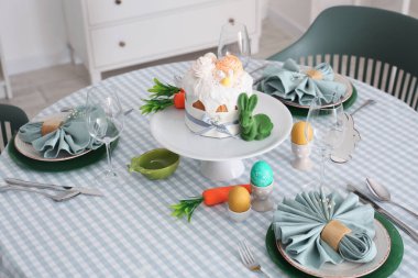 Paskalya kutlaması için yemek masası. Yakın çekim.