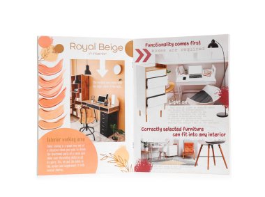 Beyaz arkaplanda izole edilmiş açık dergi