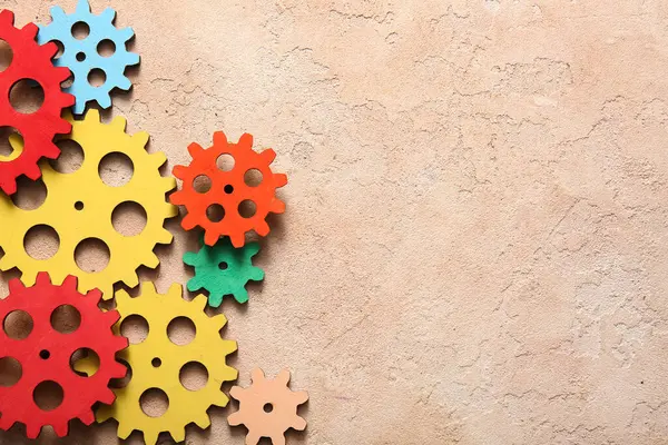 Grunge arka planında ahşap dişliler