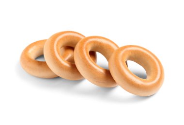 beyaz zemin üzerine lezzetli simitler