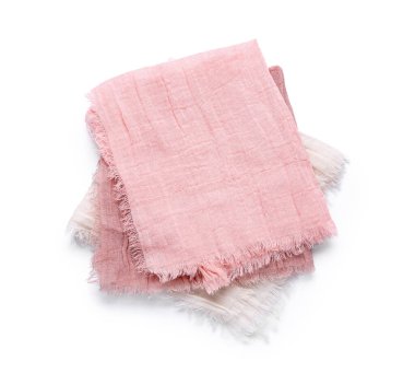 Beyaz arkaplanda izole edilmiş farklı katlanmış peçeteler