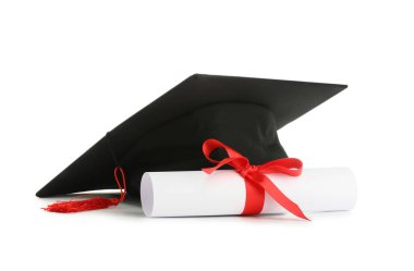 Havan tahtası ve diploma beyaz arka planda