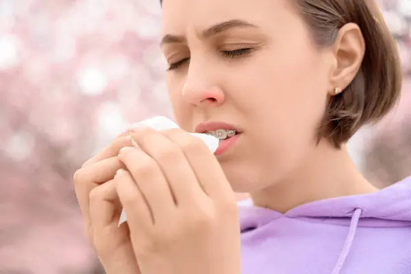 How to Get Rid of a Stuffy Nose: 6 Fast Natural Fixes