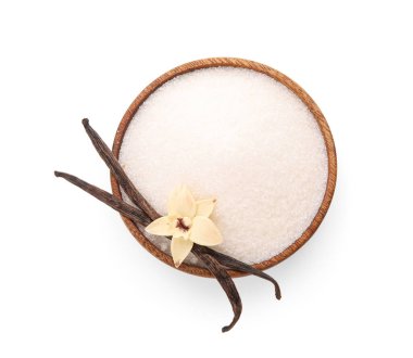 Beyaz arka planda bir kase tatlı vanilya şekeri