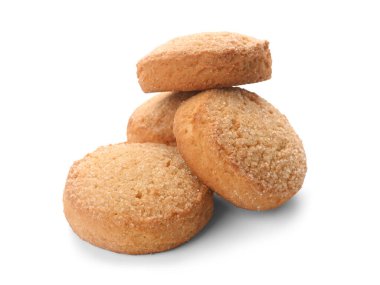 Beyaz arka planda taze tatlı kurabiyeler