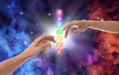 Erkek ve dişi eller birbirine beyaz zemin üzerine uzanarak