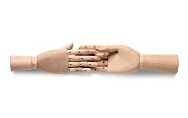 Tahta eller beyaz arkaplanda