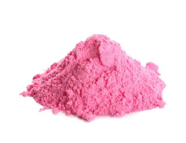 Beyaz arkaplanda pembe toz pigmenti yığını