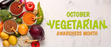 Beyaz arka planda farklı taze sebzeler ve tahıllar.